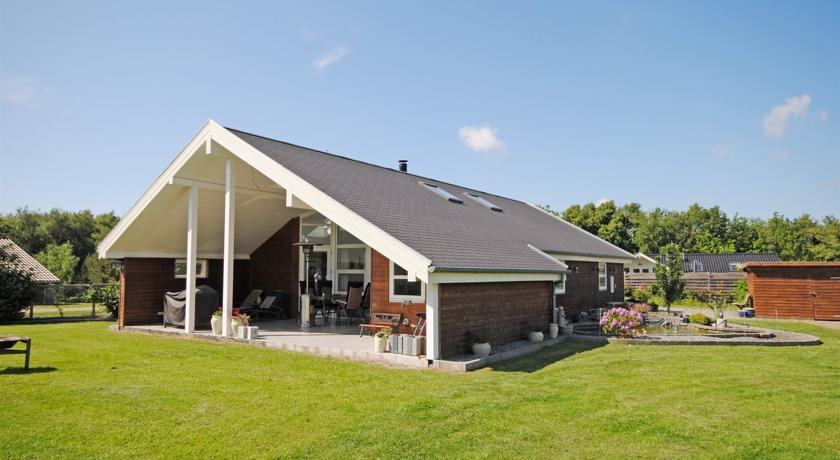 Апартаменты Holiday home Blomstervangen E- 585