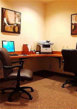 Отель Candlewood Suites Bloomington