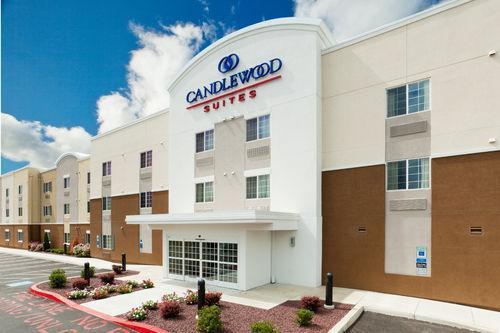 Отель Candlewood Suites Harrisburg