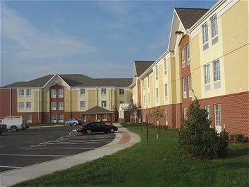 Отель Candlewood Suites Kansas City