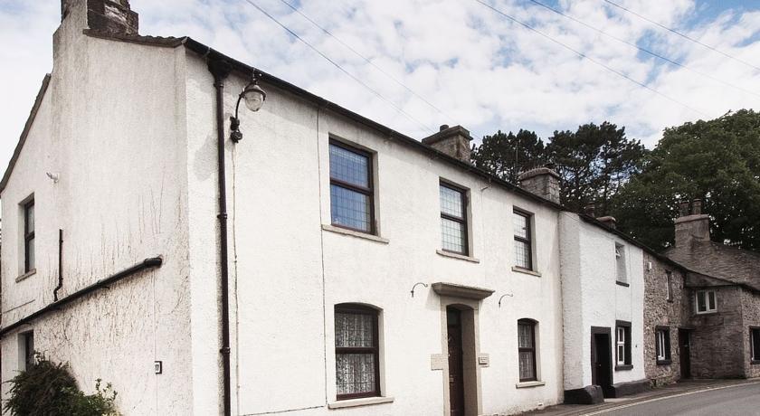 Апартаменты Highfield House