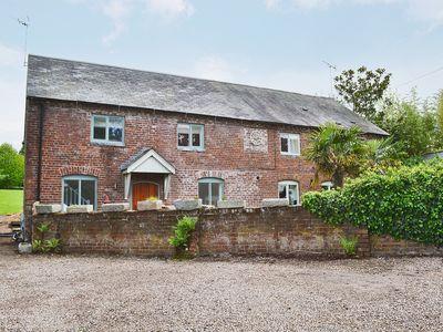 Апартаменты The Barn At Astley Town House