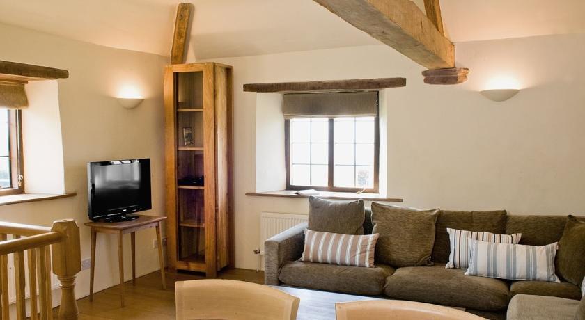 Апартаменты Tilbury Cottage