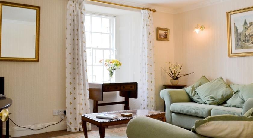 Апартаменты The Great Lodging Red House