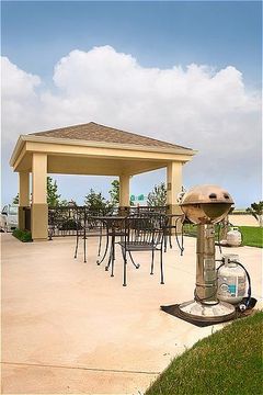 Отель Candlewood Suites Wichita Falls @ Maurine St.