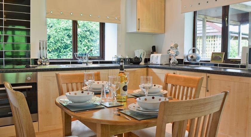Апартаменты Red Kite Cottage