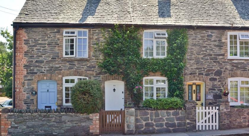 Апартаменты Bramble Cottage