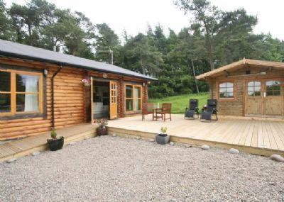Апартаменты Ashknowe Log Cabin