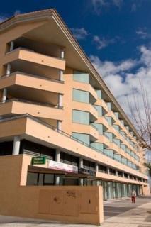 Отель Boulevard Apartamentos and Cafe