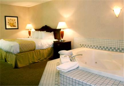 Отель Best Western Cotton Tree Inn