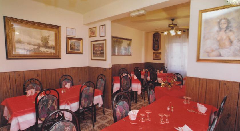 Отель Albergo Ristorante Zorica