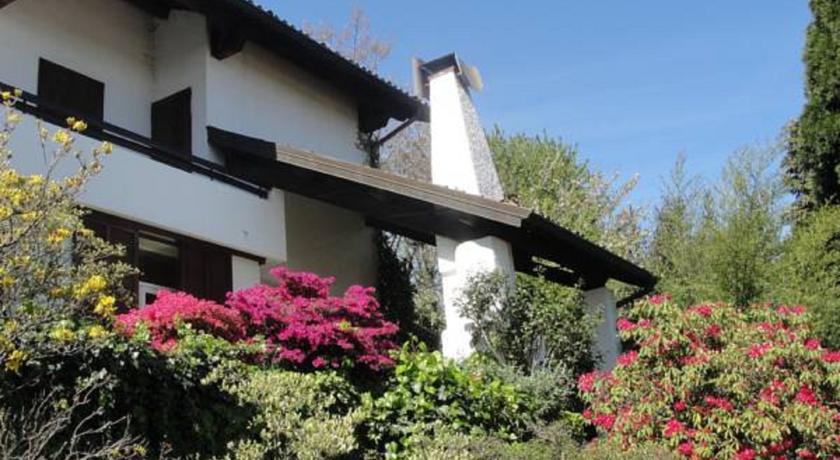 Апартаменты Villa Novara Oleggio