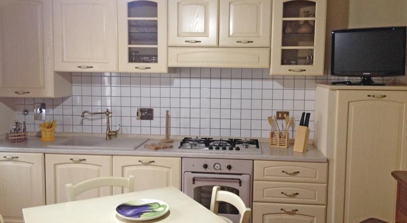 Апартаменты Apartment Gambassi Terme -FI- with Outdoor Swimming Pool 230