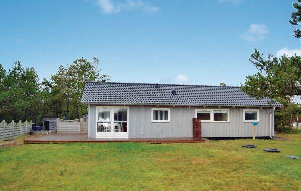 Апартаменты Holiday home Saeby 32 with Hot tub