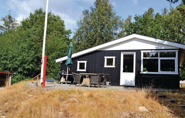 Апартаменты Holiday home Saeby *XLVIII *
