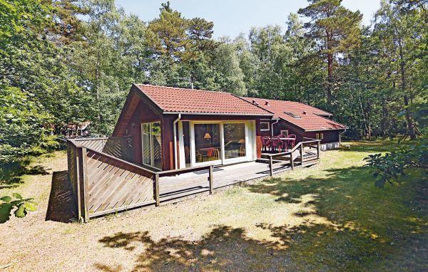 Апартаменты Holiday home Nexo 16 with Hot tub