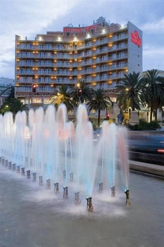Отель Vita Gran Hotel Almeria