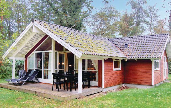 Апартаменты Holiday home Stege 36 with Hot tub