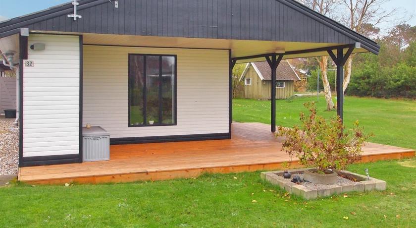 Апартаменты Holiday home Hals 691 with Terrace