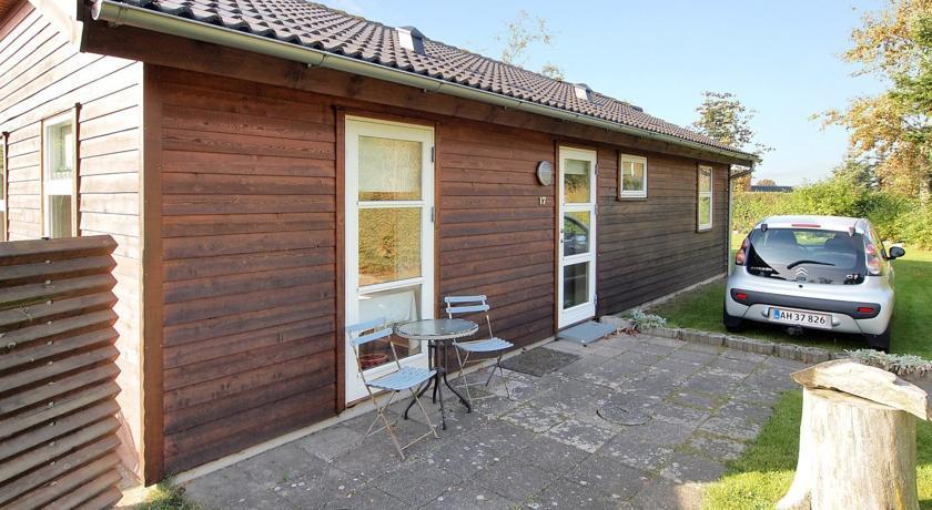 Апартаменты Holiday home Hadsund 696 with Terrace