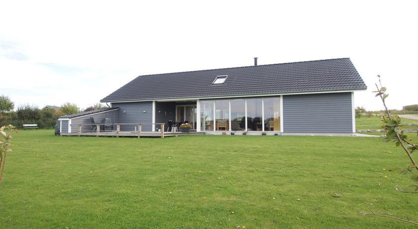 Апартаменты Holiday home Frørup 720 with Terrace