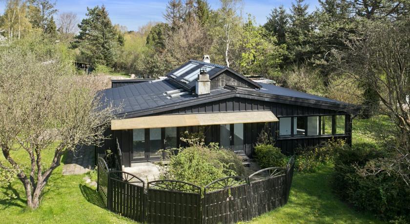 Апартаменты Holiday home Gilleleje 755 with Terrace