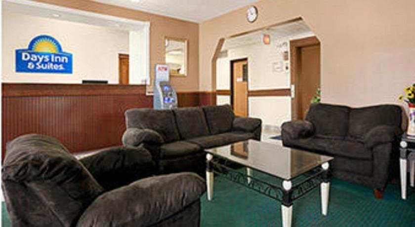 Отель Days Inn & Suites Romeoville