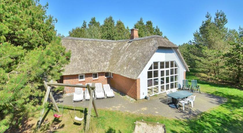 Апартаменты Holiday home Guldvangen rre Nebel