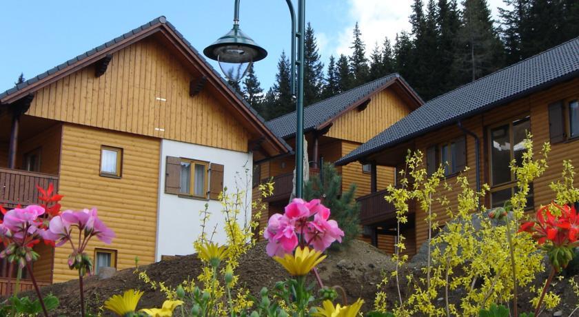 Апартаменты Almresort Monarchia Park
