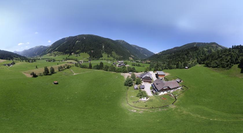 Апартаменты Der Perweinhof
