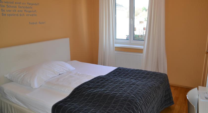 Отель Hotel Villa Rückert