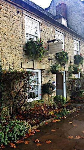Гостевой дом The Witney Guest House