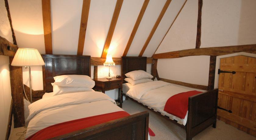 Апартаменты Hall House