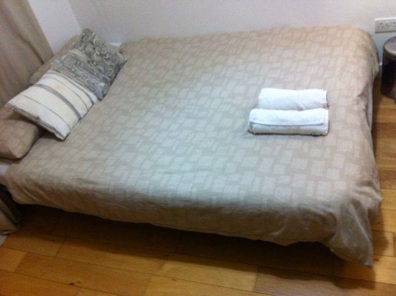 Paddington Guest Room