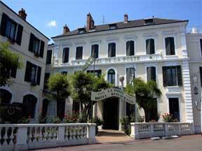 Отель Hôtel De La Poste