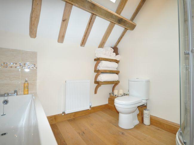 Отель Hopeend Holidays Cottage