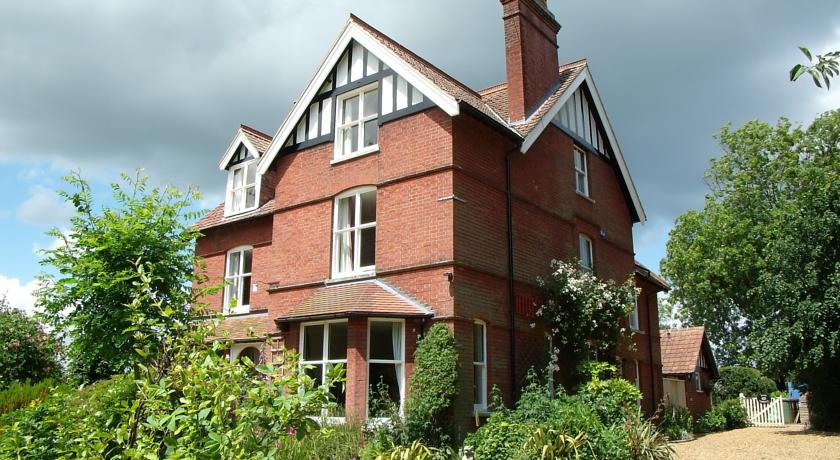 Мини-отель The Manor House Bed & Breakfast