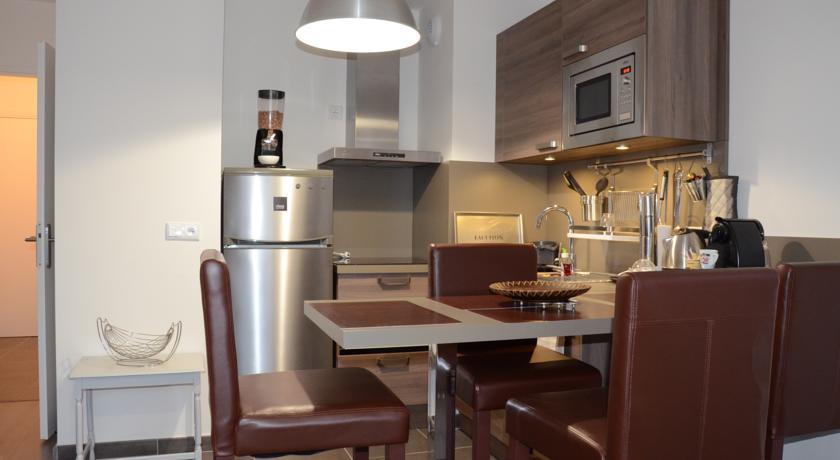 Апартаменты Le Cos'y Appart Hôtel