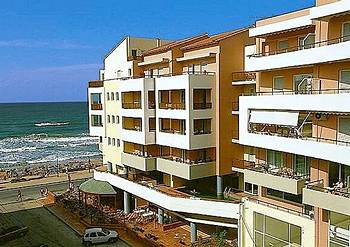 Lefkoniko Sands