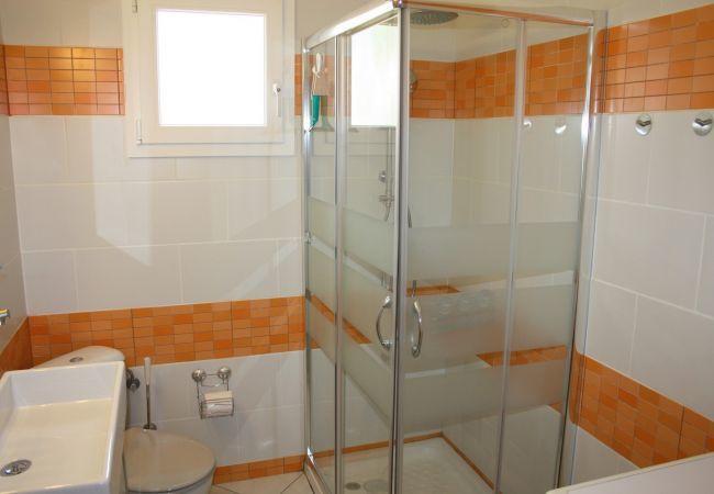 Апартаменты Apartment with garden, pool in Alicante