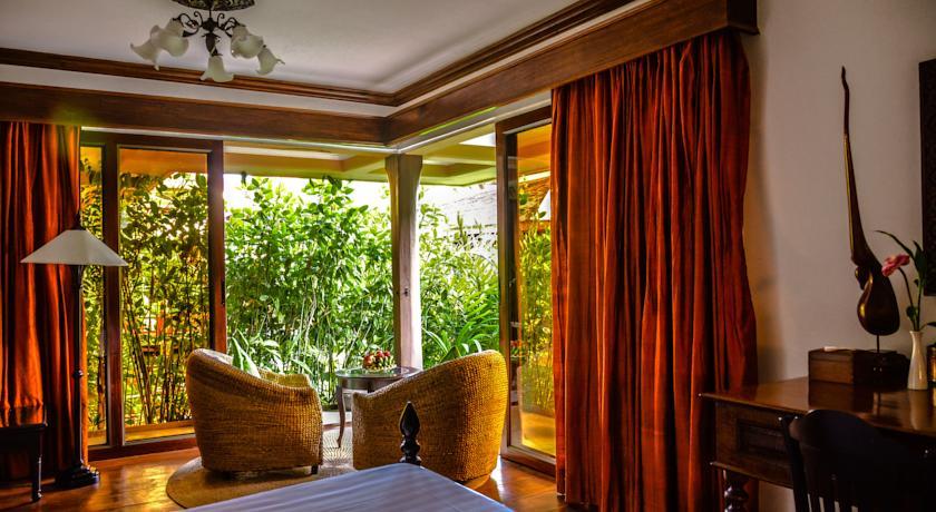 Angkor Village Hotel