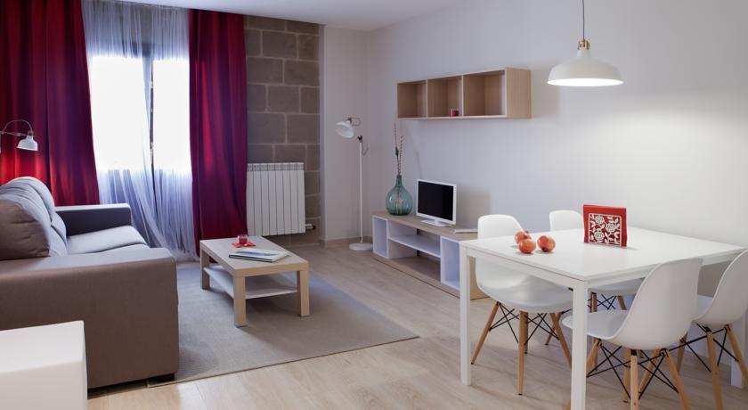 Апартаменты Apartamentos Turísticos Beethoven Haro