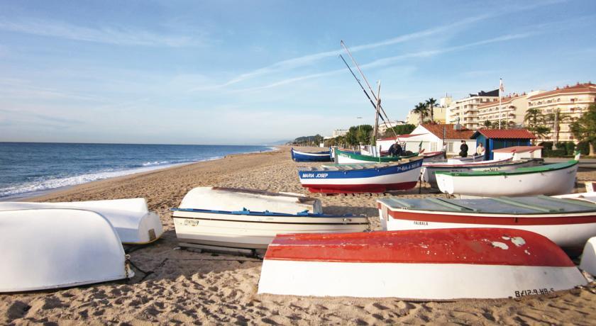 Апартаменты Holiday home Pineda de Mar 95 with Outdoor Swimmingpool