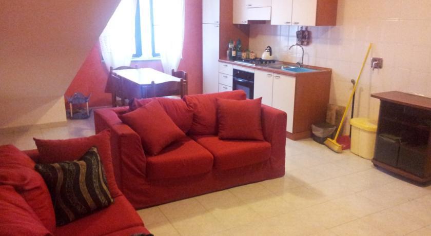 Апартаменты Crispi Apartment