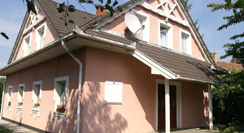 Holiday home Balatonkeresztur 13