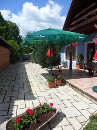 Апартаменты Apartment Balatonbereny 10