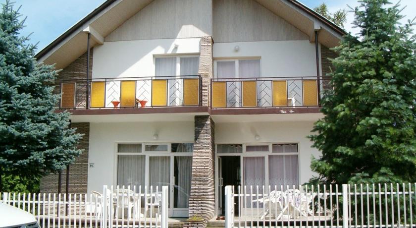 Holiday home Balatonkeresztur 16