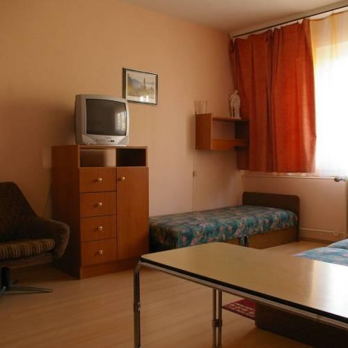 Апартаменты Cini Apartment