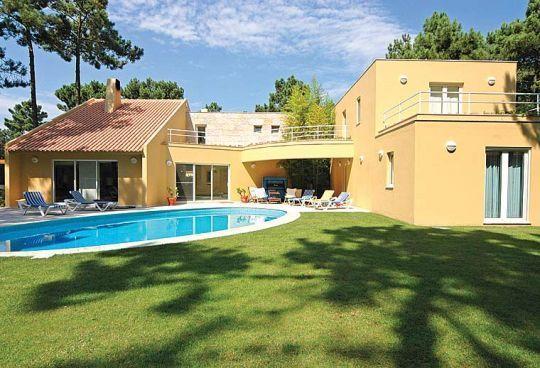 Вилла Villa in Aroeira I