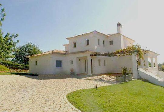 Вилла Villa in Vale De Parra II
